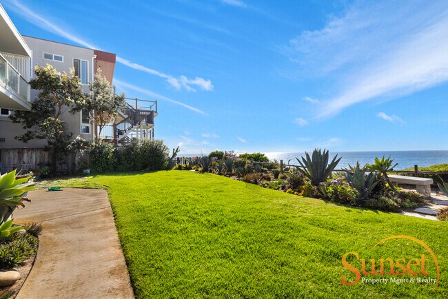 Building Photo - 4985 Coronado Ave