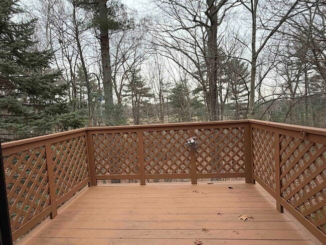 Building Photo - 17 Bayberry Dr