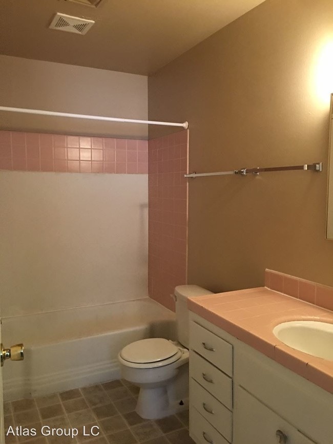 Building Photo - 1808 Fairfield Ave