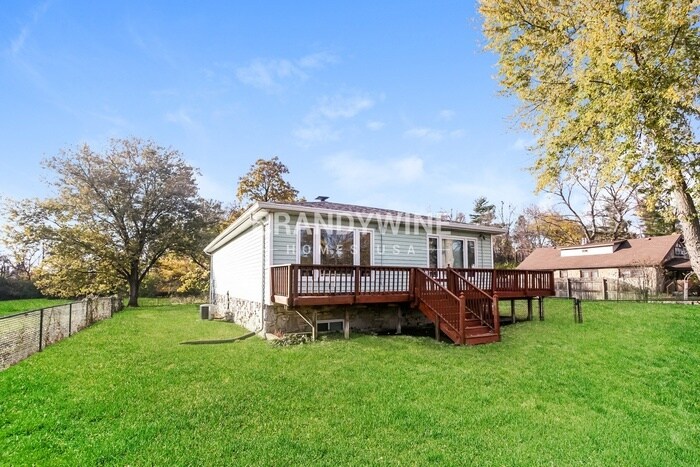 Building Photo - 4032 S Rural St