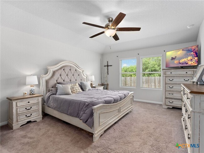 Building Photo - 597 Summersweet Rd