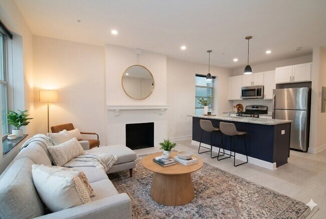 Building Photo - Walcot Apartments at 257 Elmwood