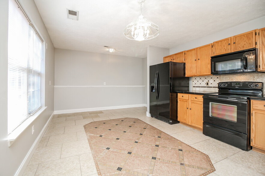 Building Photo - 1627 Jo Ann Dr