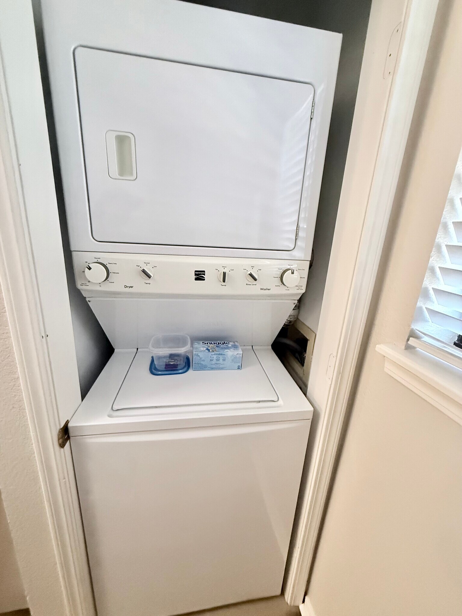 Building Photo - 9031 S Delaware Ave