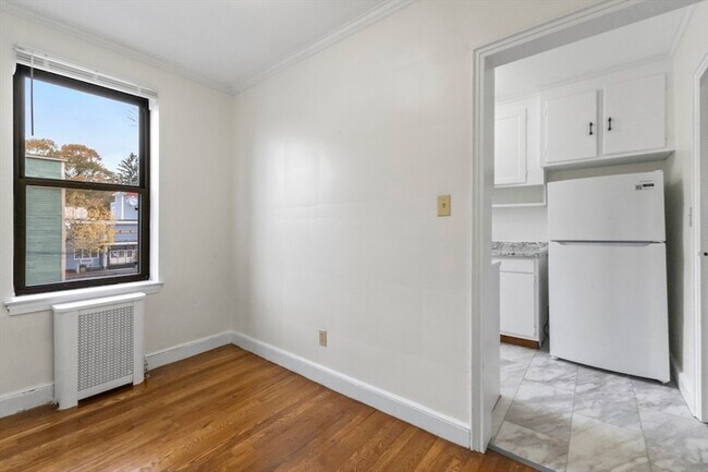 Building Photo - 38-40 Cedar Street Unit 243