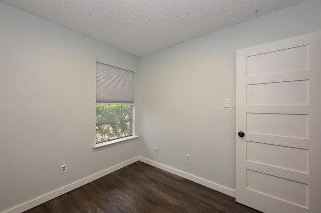 Building Photo - 7103 Howerington Cir