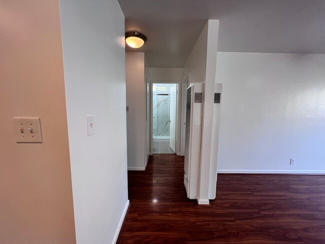Building Photo - 40251 Laiolo Rd