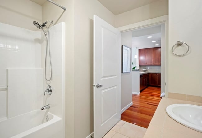 Building Photo - 16141 Cleveland St