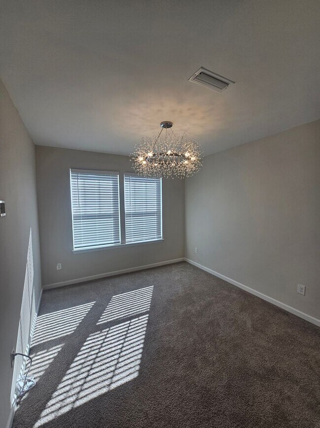 Building Photo - 1237 Scotch Meadows Loop