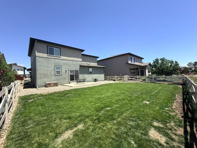 Building Photo - Bright Modern Home in TimberVine - 3 Bed, 2.5 Bath, 2 Car Garage