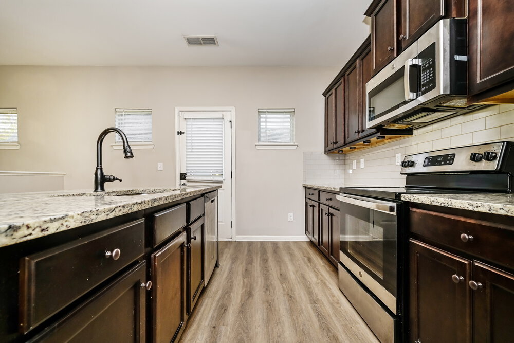 Building Photo - 706 Galveston Way