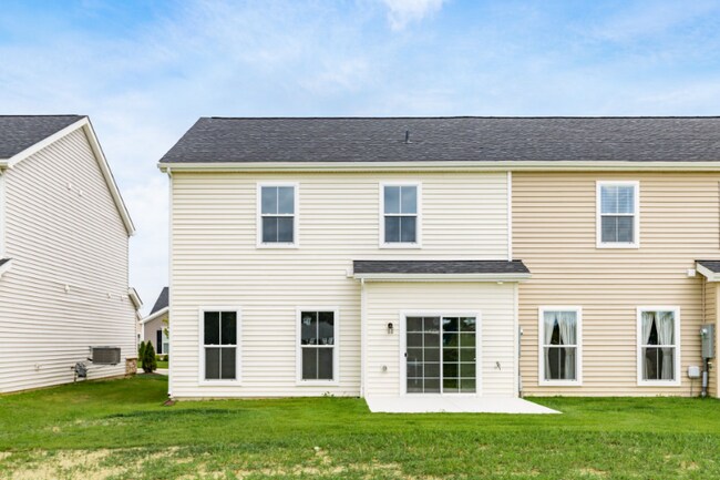 Building Photo - 313 Lenell Lp