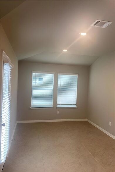 Building Photo - 14408 Castleford Dr