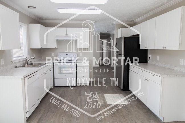 Building Photo - 1733 Lively Rd