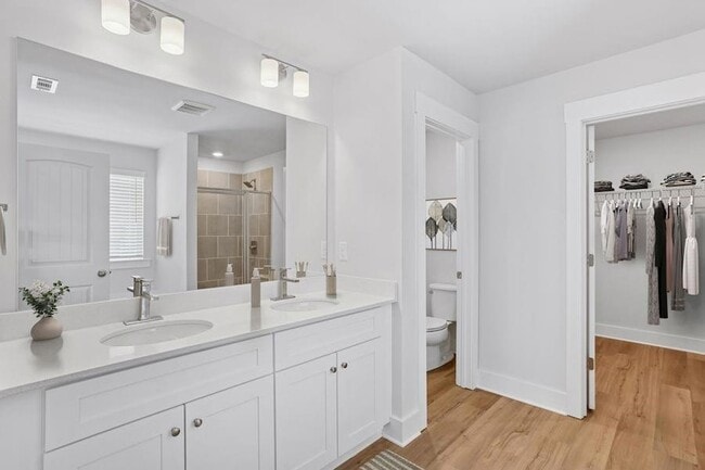 Building Photo - 1575 Cedars Rd