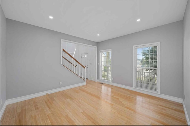 Building Photo - 8174 Colyn Ct