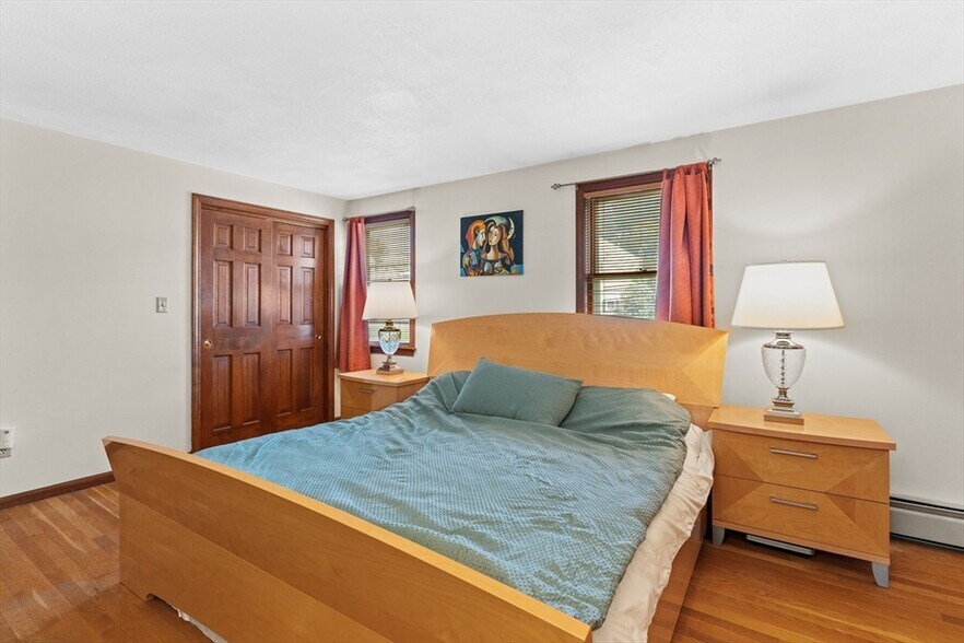 Building Photo - 81 Cotuit St