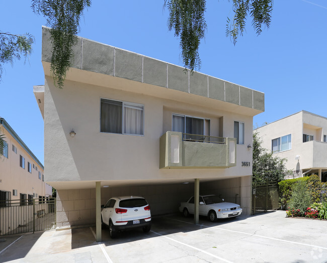 Building Photo - 3651 Mclaughlin Ave