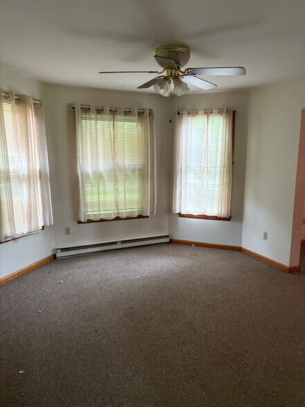 Building Photo - 1311 Gravel Pond Rd