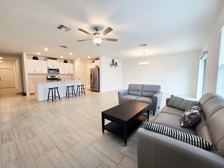 Building Photo - 22083 Nebula Wy