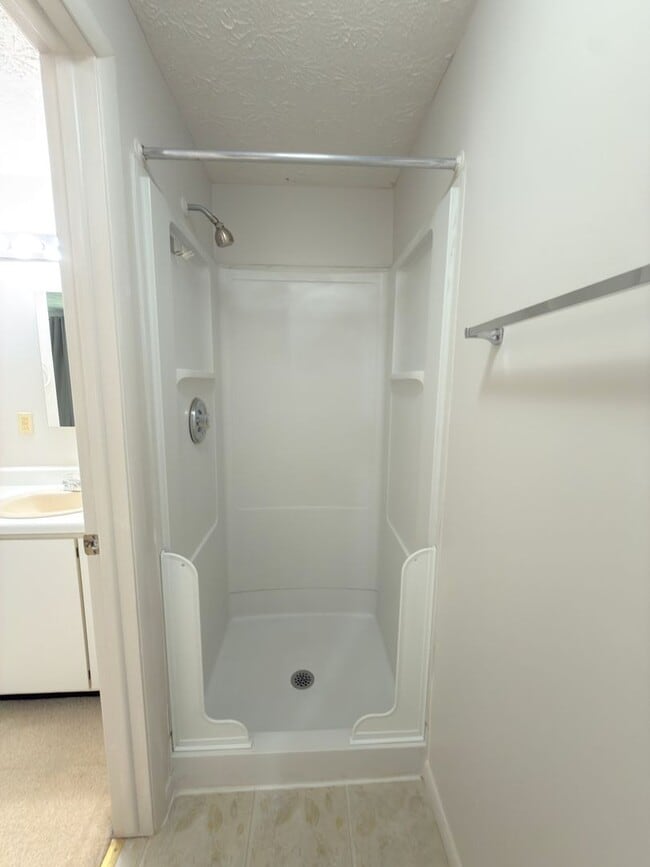 Building Photo - 5519 Inverness Woods Ct