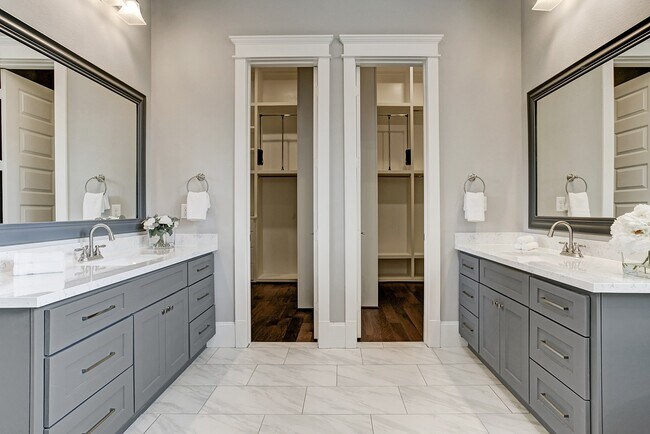 Building Photo - 325 Bunker Hill Rd