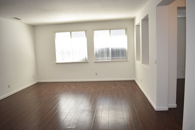 Building Photo - 2360 Lockton Dr