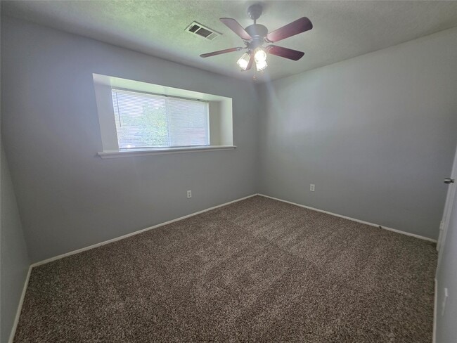 Building Photo - 508 Avondale Ln