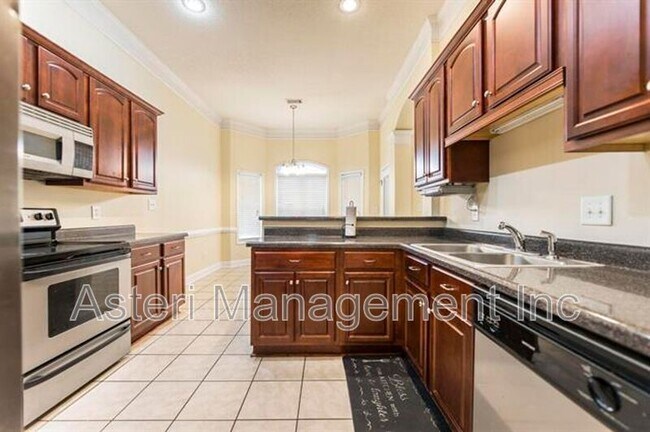 Building Photo - 522 Manchester Ln
