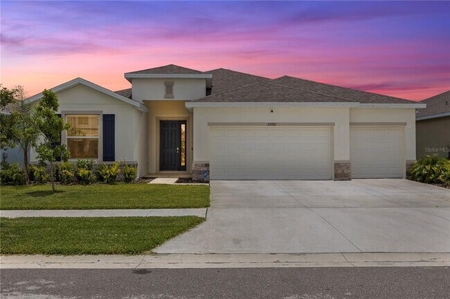 Building Photo - 33700 Hamilton Hl Ln