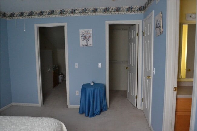 Building Photo - 24 Amberwood Pl