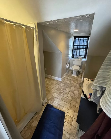 Building Photo - 289 D St