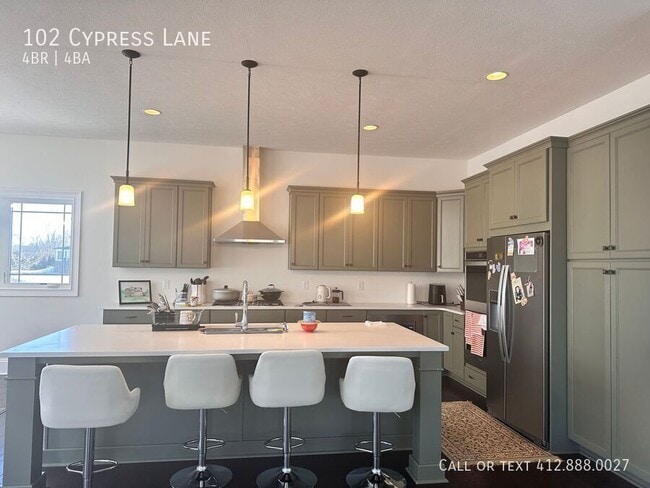 Building Photo - 102 Cypress Ln