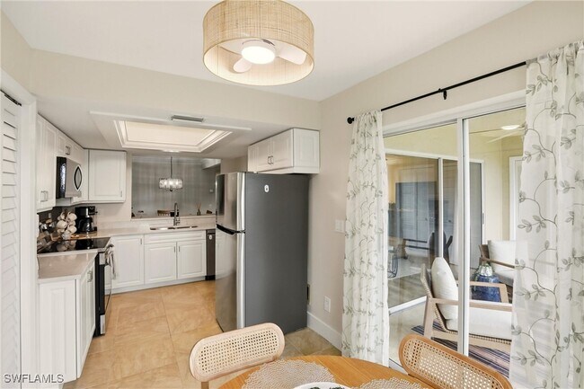 Building Photo - 7300 Glenmoor Ln