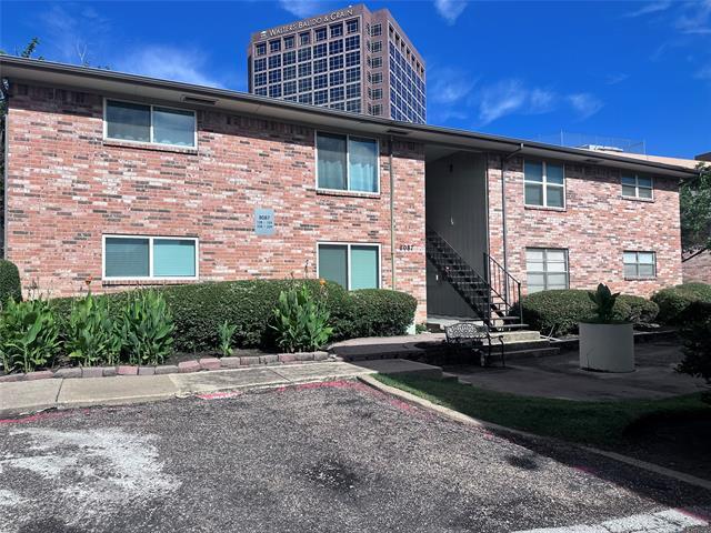 Primary Photo - 8087 Meadow Rd
