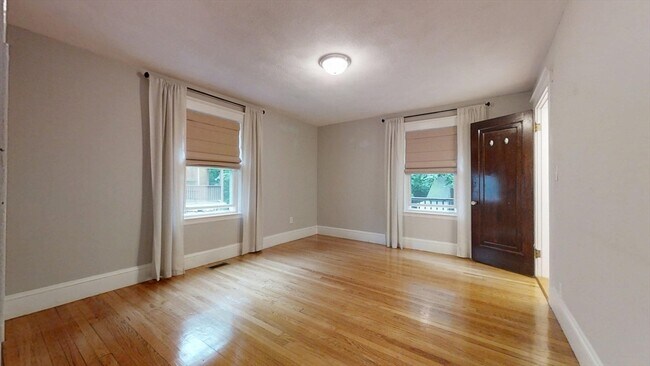 Building Photo - 28 Hibbard Rd