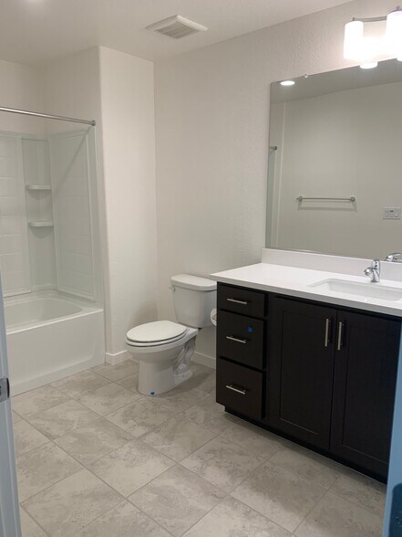 Building Photo - 2500 Wildflower Sta Pl