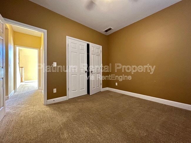 Building Photo - 1460 White Flowers Ln