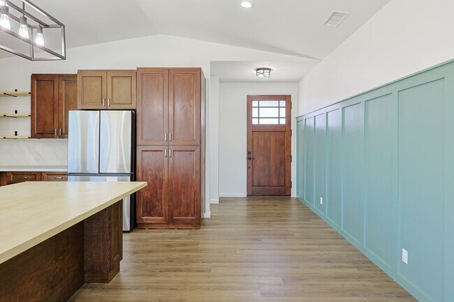 Building Photo - 4 Bedroom VIEW Home in Escondido built in 2023