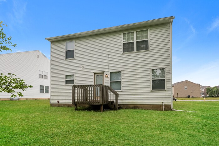 Building Photo - 5753 Ericsson Way