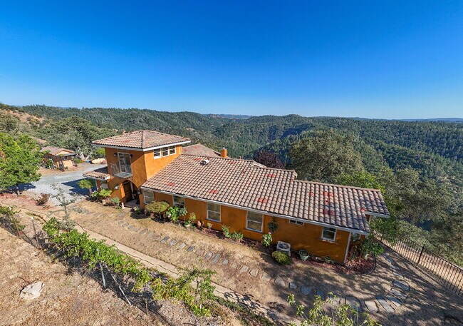 Building Photo - Luxury Hilltop Rental Retreat Overlooking the Cosumnes River Canyon