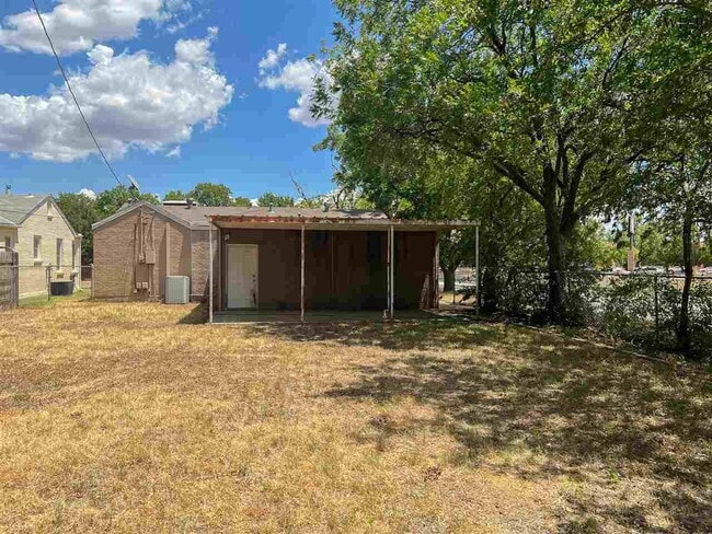 Building Photo - 3614 Garfield St