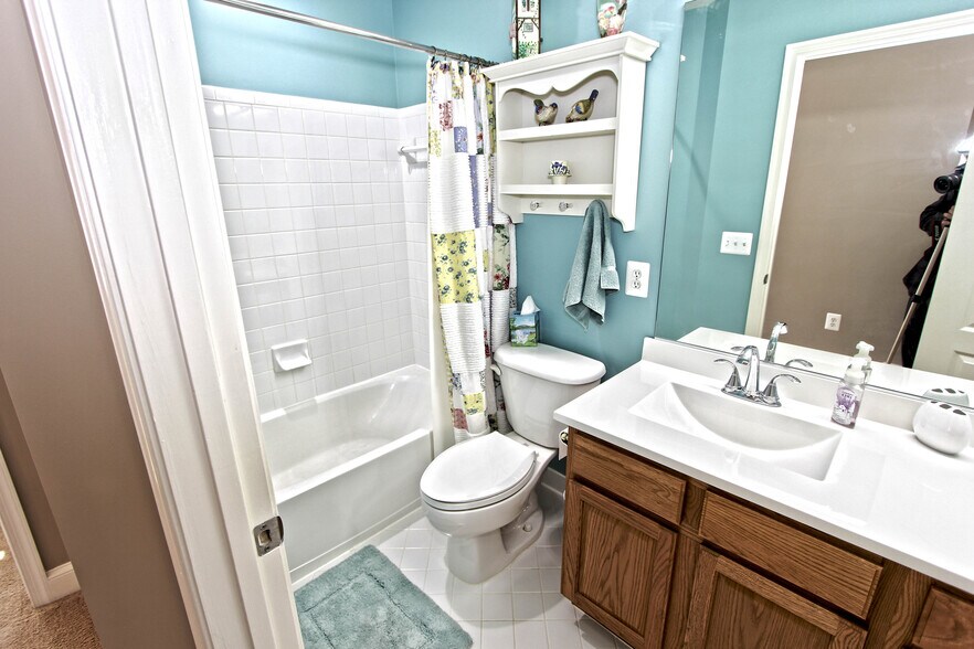 Building Photo - 4083 Walnut Cove Cir
