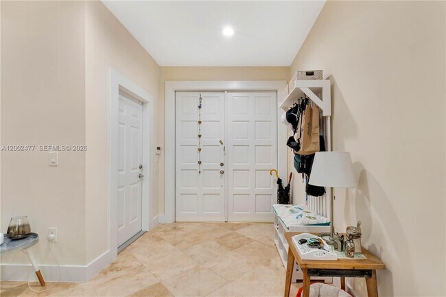 Building Photo - 3141 Day Ave