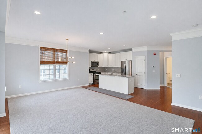 Building Photo - 922 Old Pasture Dr
