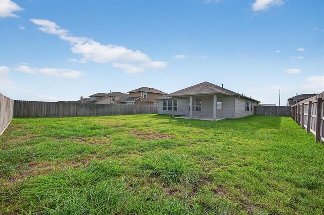 Building Photo - 206 White Wing Ln