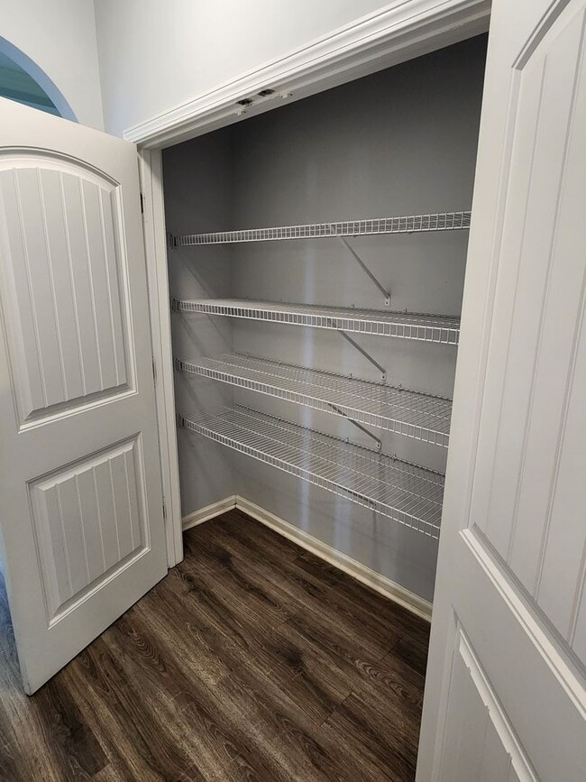 Building Photo - 1237 Peacock Trail