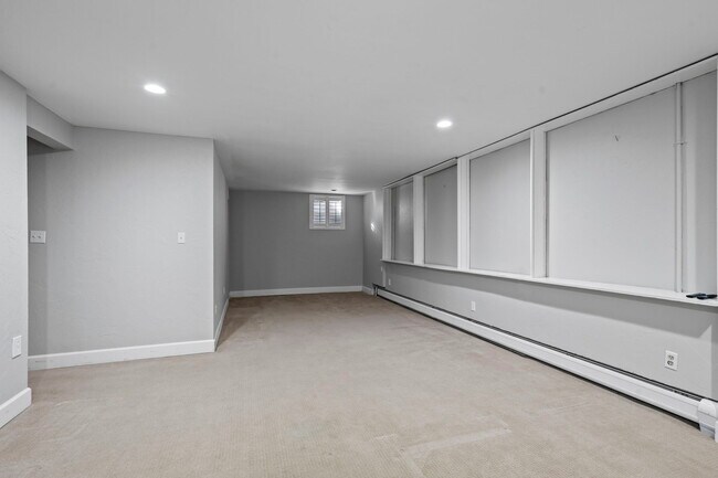 Building Photo - 2308 Hearth Dr