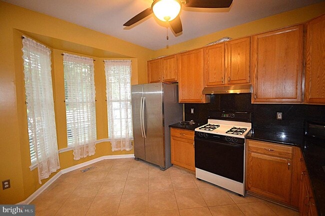 Building Photo - 21774 Kings Crossing Terrace