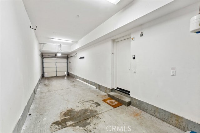 Building Photo - 37 Beacon Way
